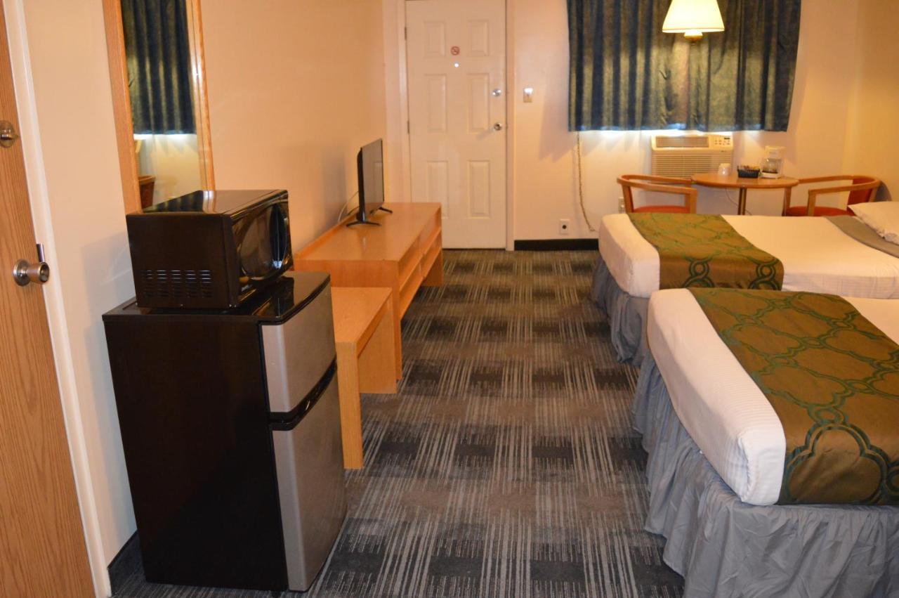 Agassiz Park Lodge - Under New Management McCreary Екстер'єр фото