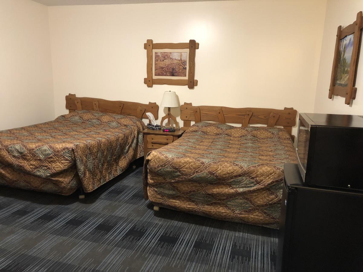 Agassiz Park Lodge - Under New Management McCreary Екстер'єр фото
