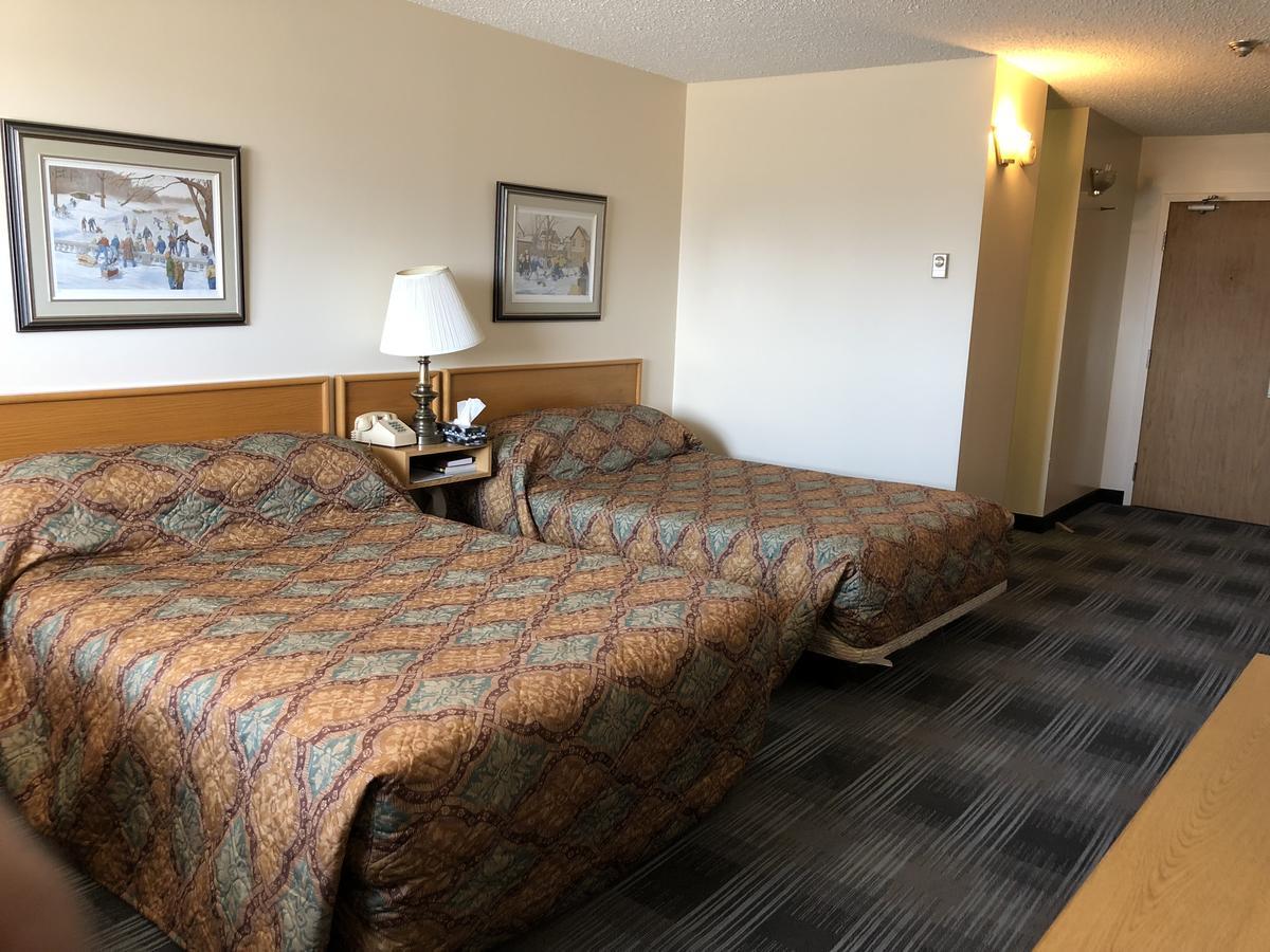 Agassiz Park Lodge - Under New Management McCreary Екстер'єр фото