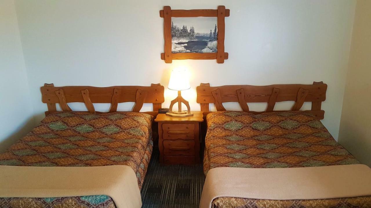Agassiz Park Lodge - Under New Management McCreary Екстер'єр фото
